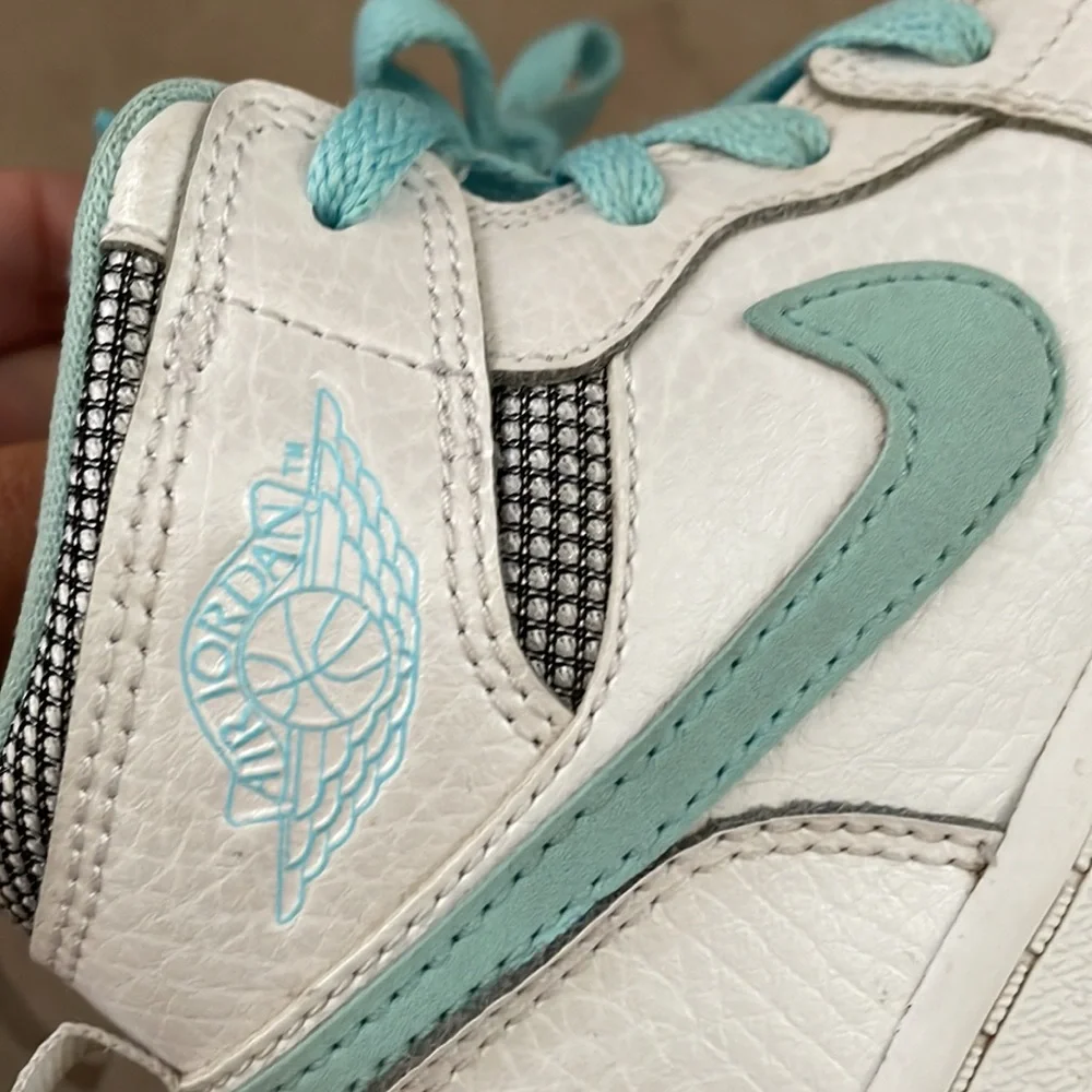 Rare!!2017 Air Jordan 1 Retro High GG 'White Still Blue'